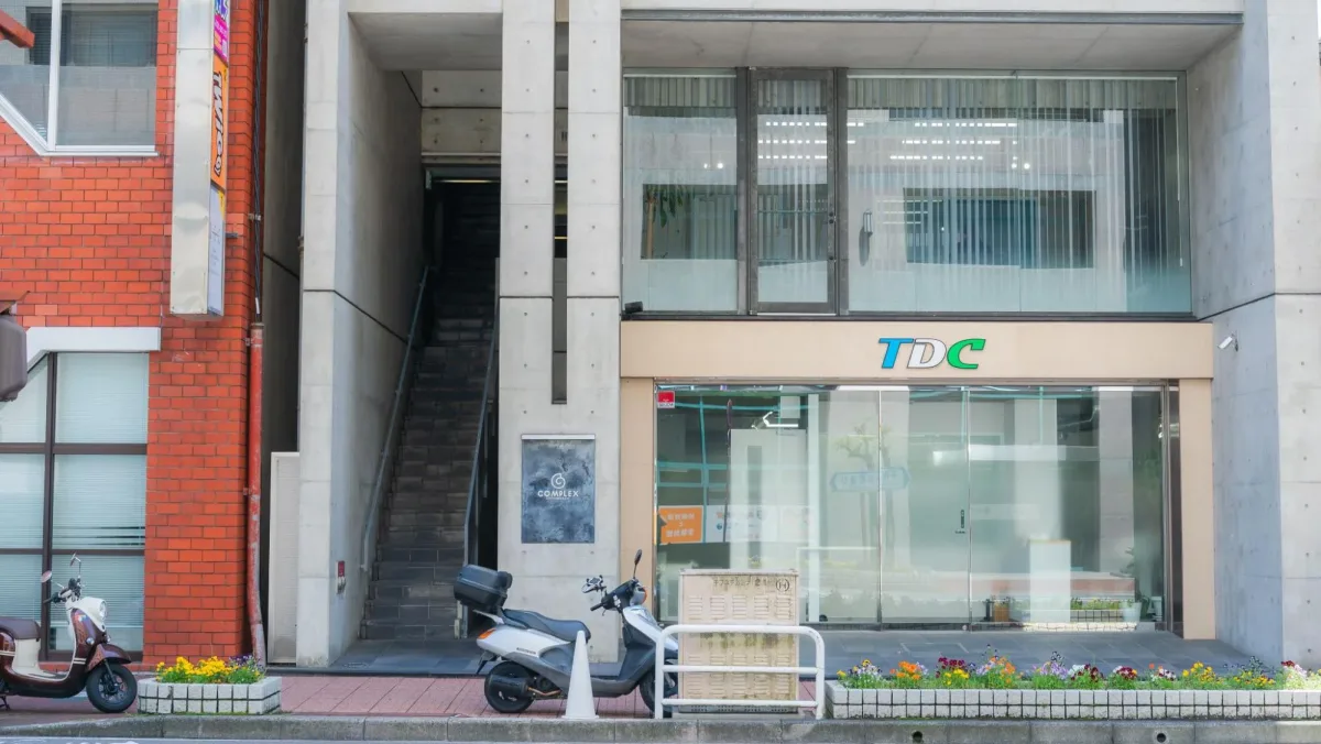 千舟町CPXビル 1階エントランス入口